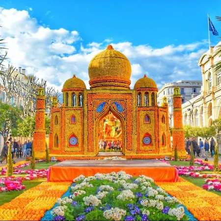 アパート Victoria